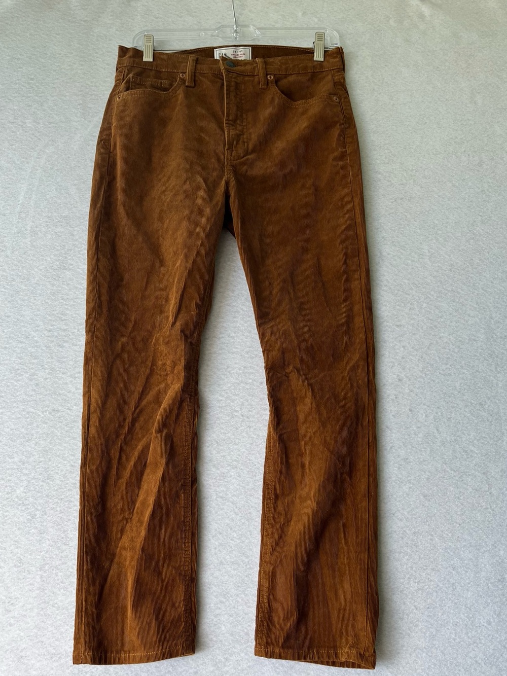 GAP women’s  Rust Brown Corduroy Pants size 26/6 R EUC